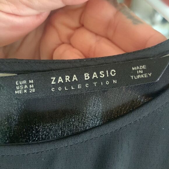 Zara blouse size medium - Picture 4 of 4